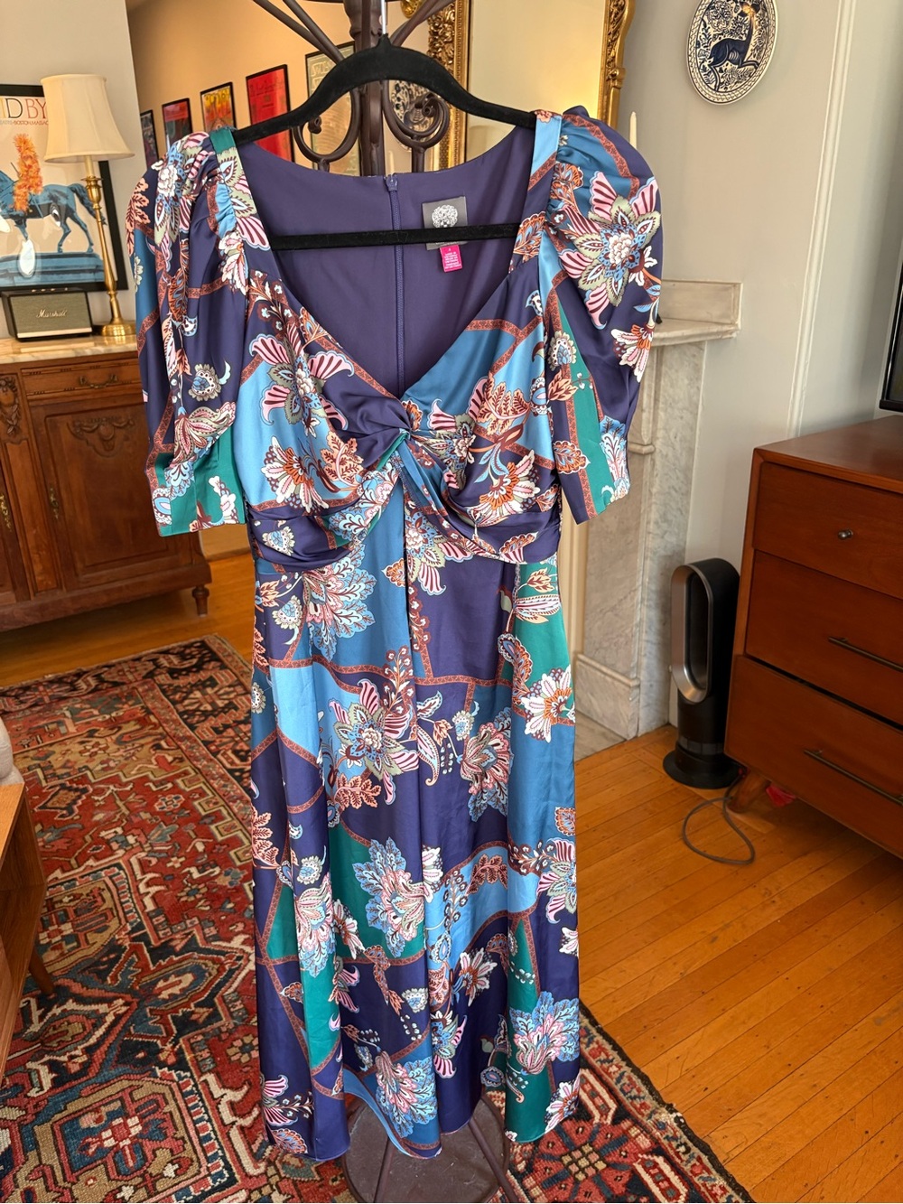 Vince Camuto Floral Sweetheart Neckline Midi Dress in Floral Navy and Teal